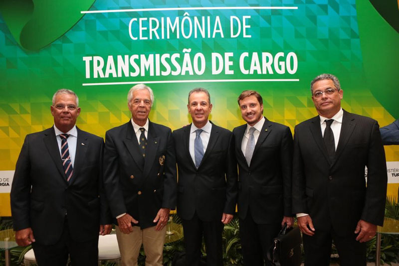 Comitiva do ICRJ participa de cerimônia de transmissão de cargo em Brasília