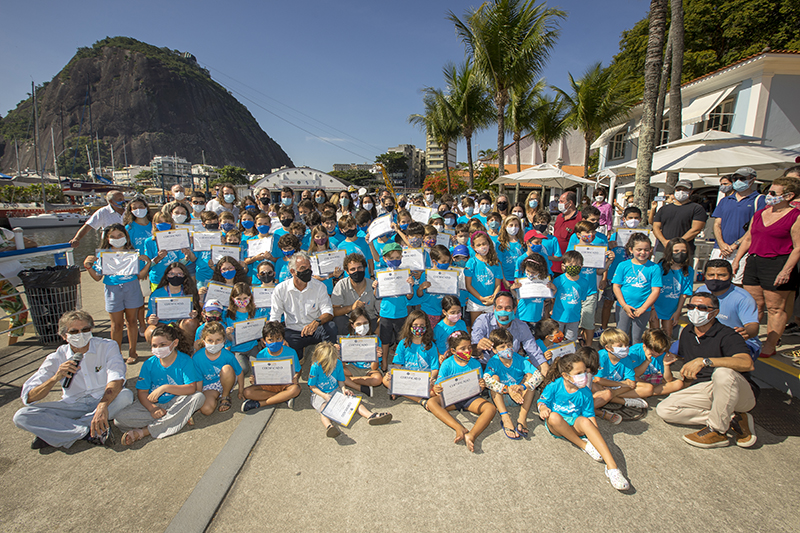 EDN forma 95ª turma e supera recorde histórico